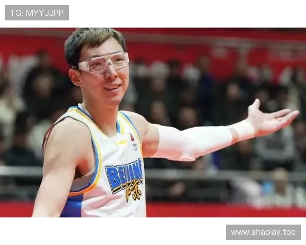 北京大胜青岛麦基周琦双双闪耀 北京大胜青岛麦基周琦双双闪耀